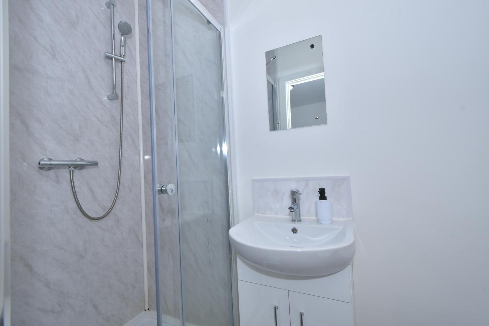 Stay - The Wellington Burton On Trent ภายนอก รูปภาพ